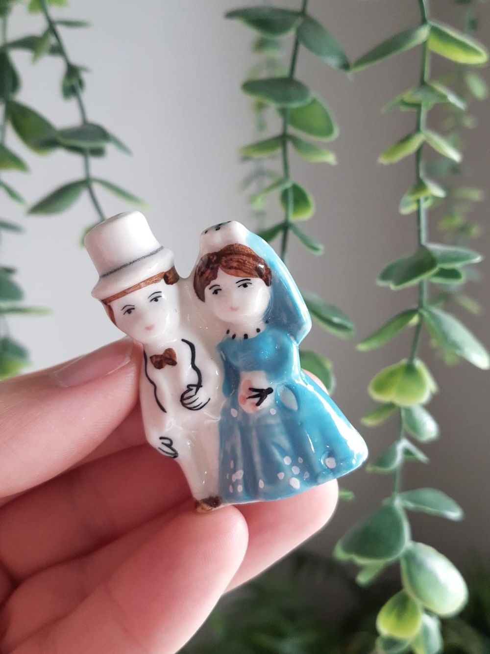 Ceramic Shadow Box Miniature Bride and Groom Figurine